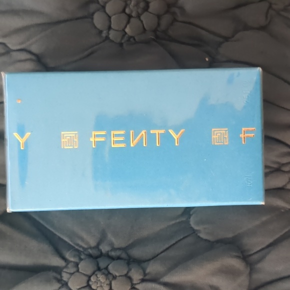 Fenty Eau De Parfum By Rihanna Full size 75ml New in Box - Picture 2 of 5